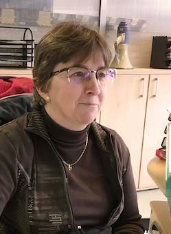 Monseu Recyclage notre équipe : beatrice saute